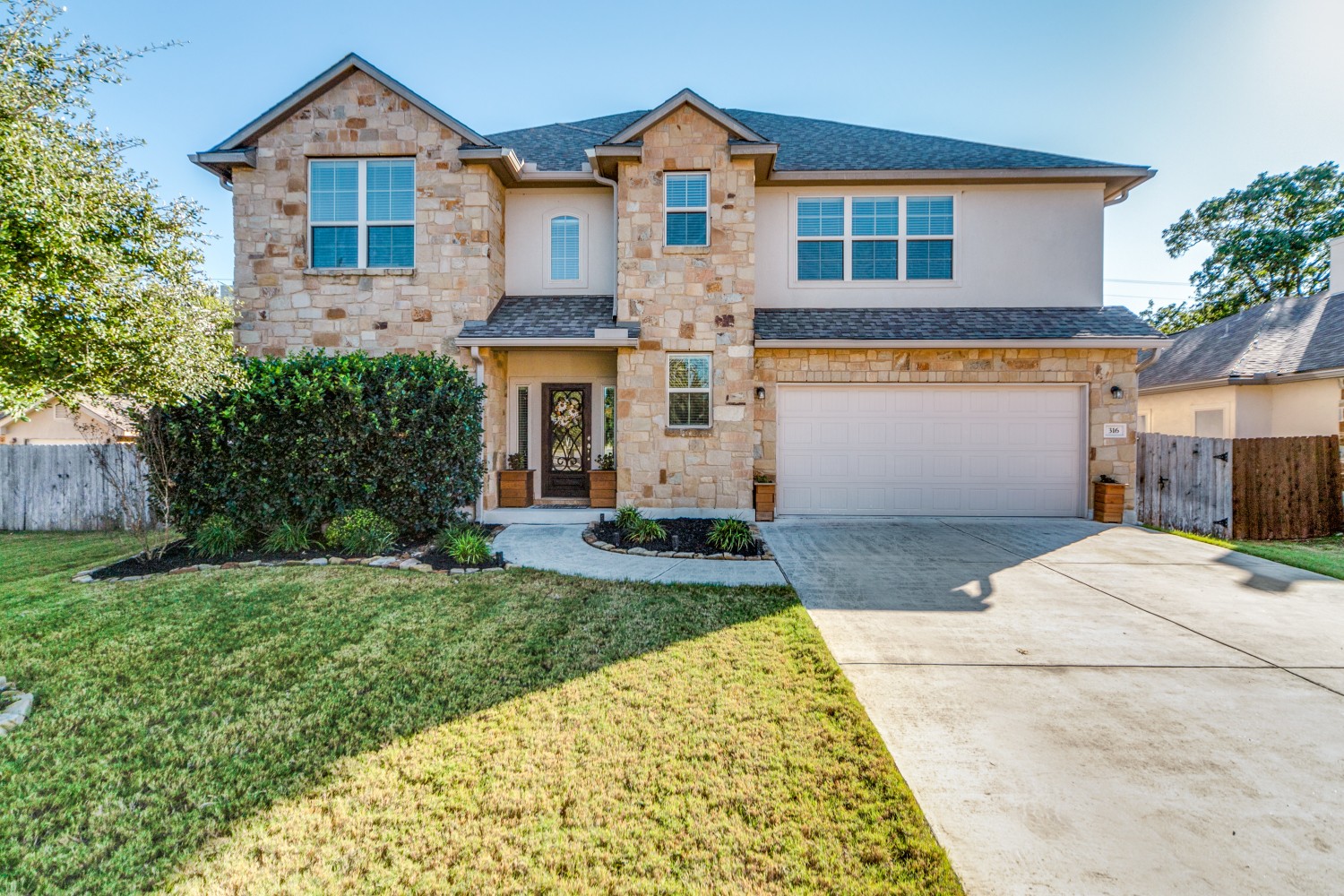 Elfyer - Boerne, TX House - For Sale