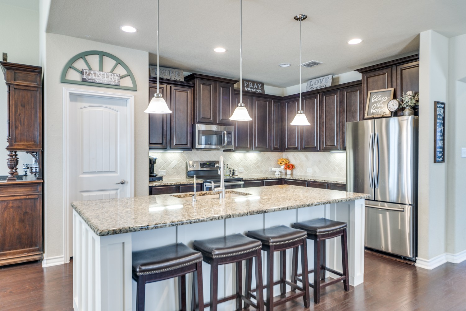 Elfyer - Boerne, TX House - For Sale