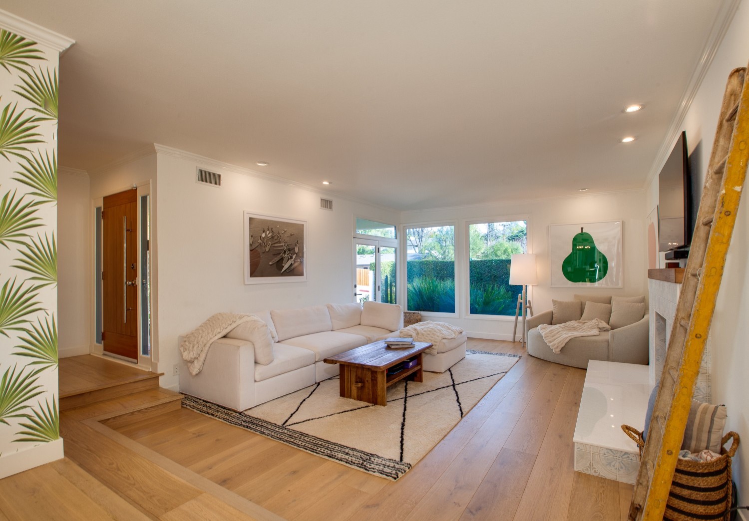 Elfyer - Calabasas, CA House - For Sale