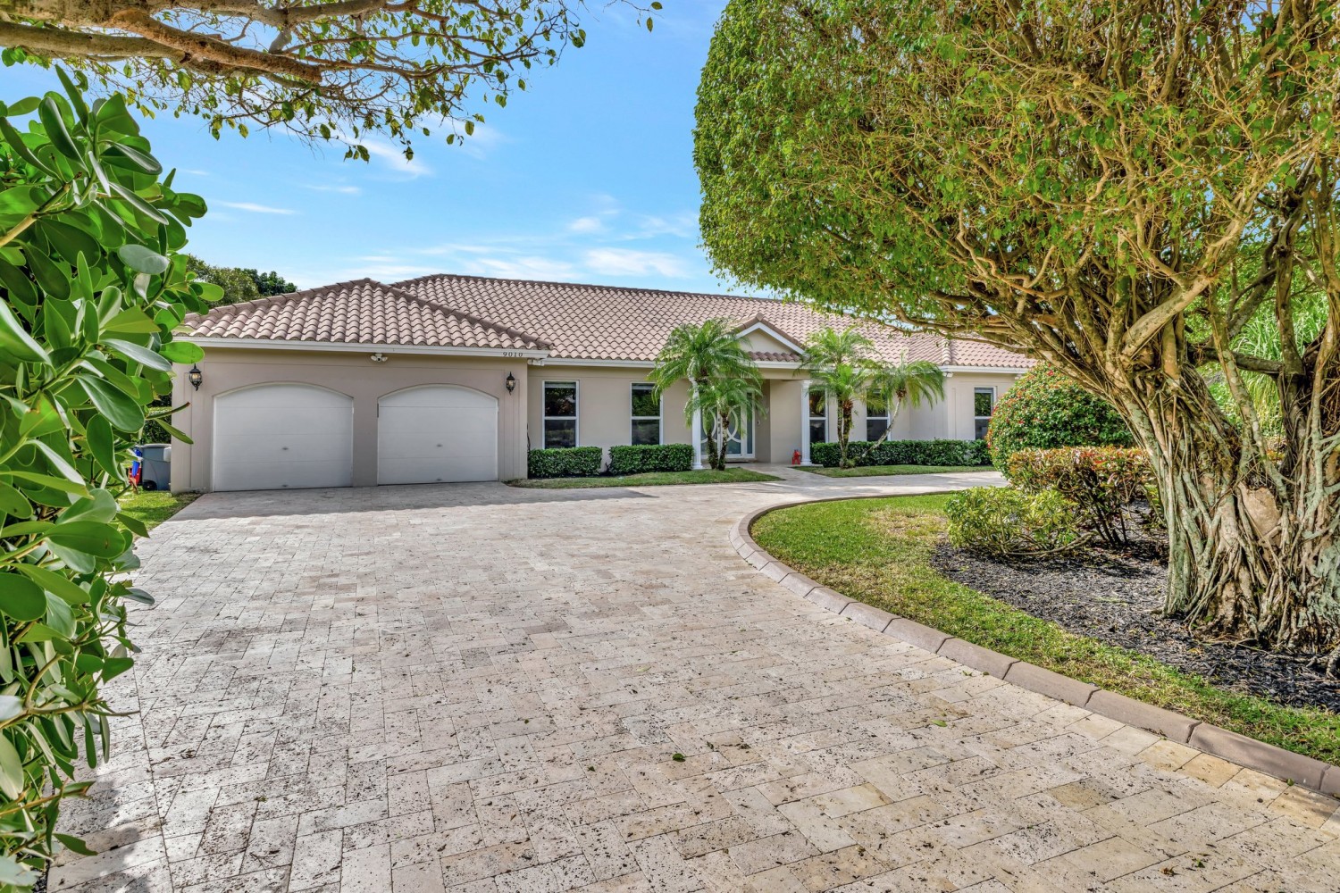 Elfyer - Plantation, FL House - For Sale