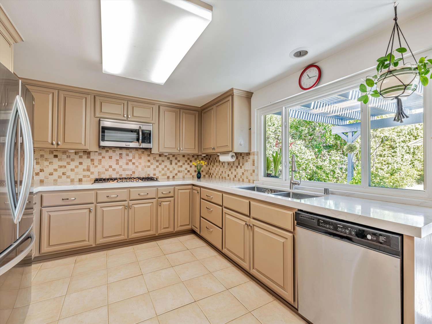 Elfyer - Calabasas, CA House - For Sale