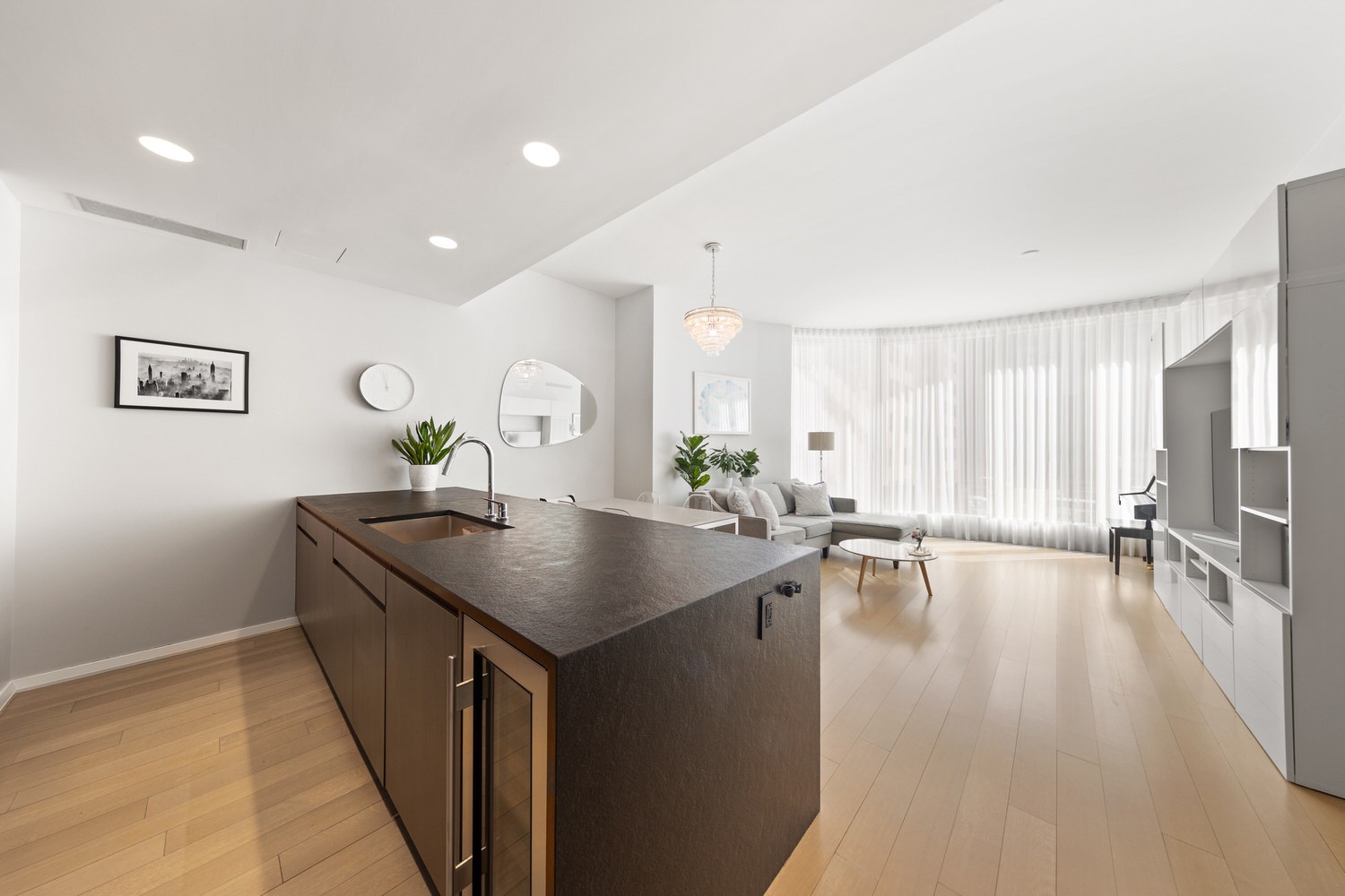 Elfyer - New York, NY House - For Sale