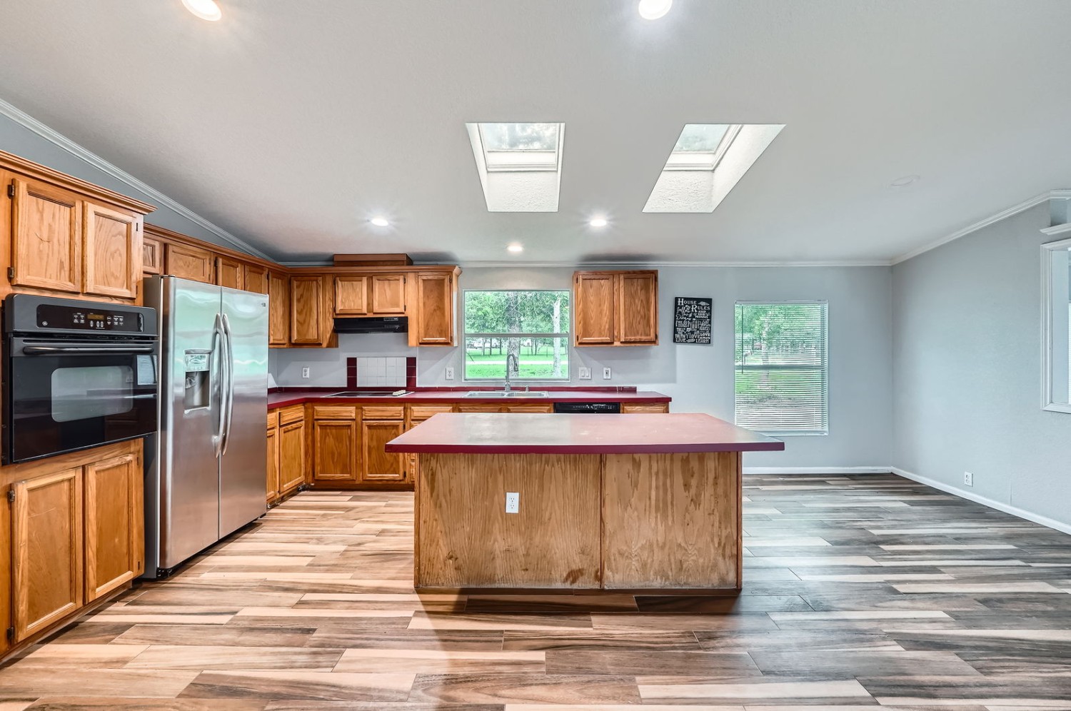 Elfyer - Elgin, TX House - For Sale