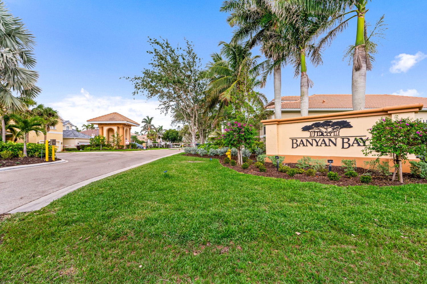 Elfyer - Fort Myers, FL House - For Sale