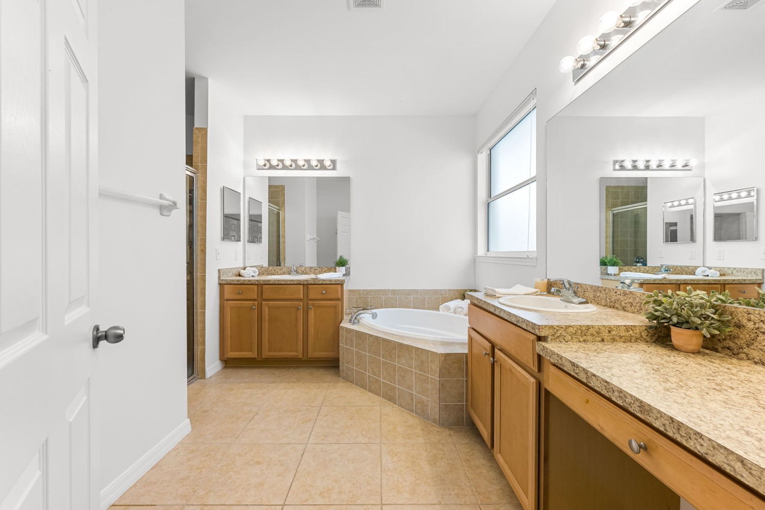 Elfyer - FT MYERS, FL House - For Sale