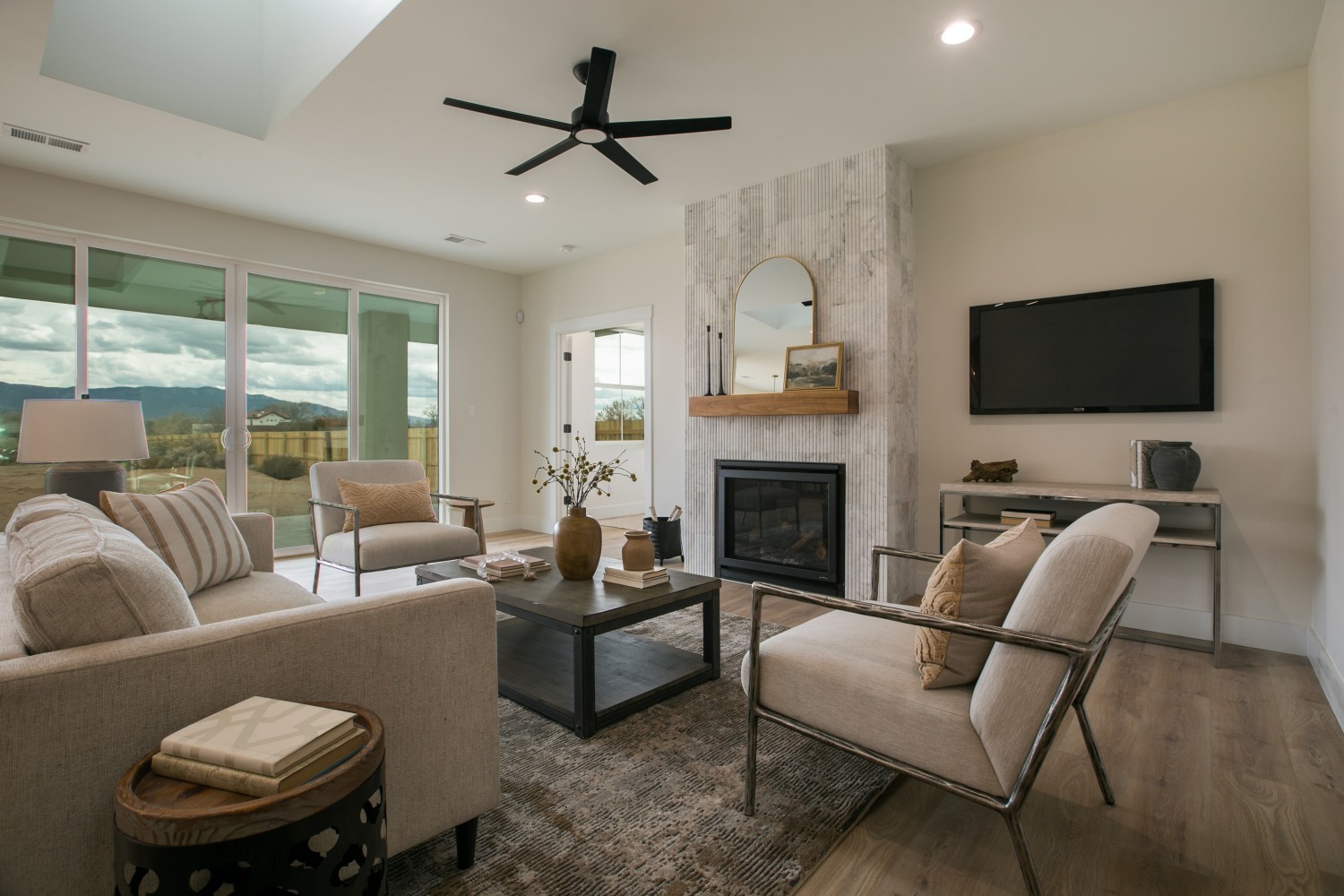 Elfyer - Corrales, NM House - For Sale