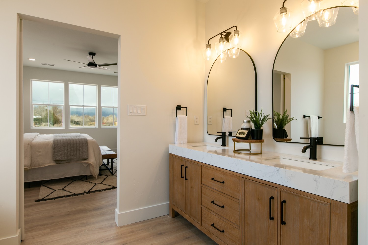 Elfyer - Corrales, NM House - For Sale