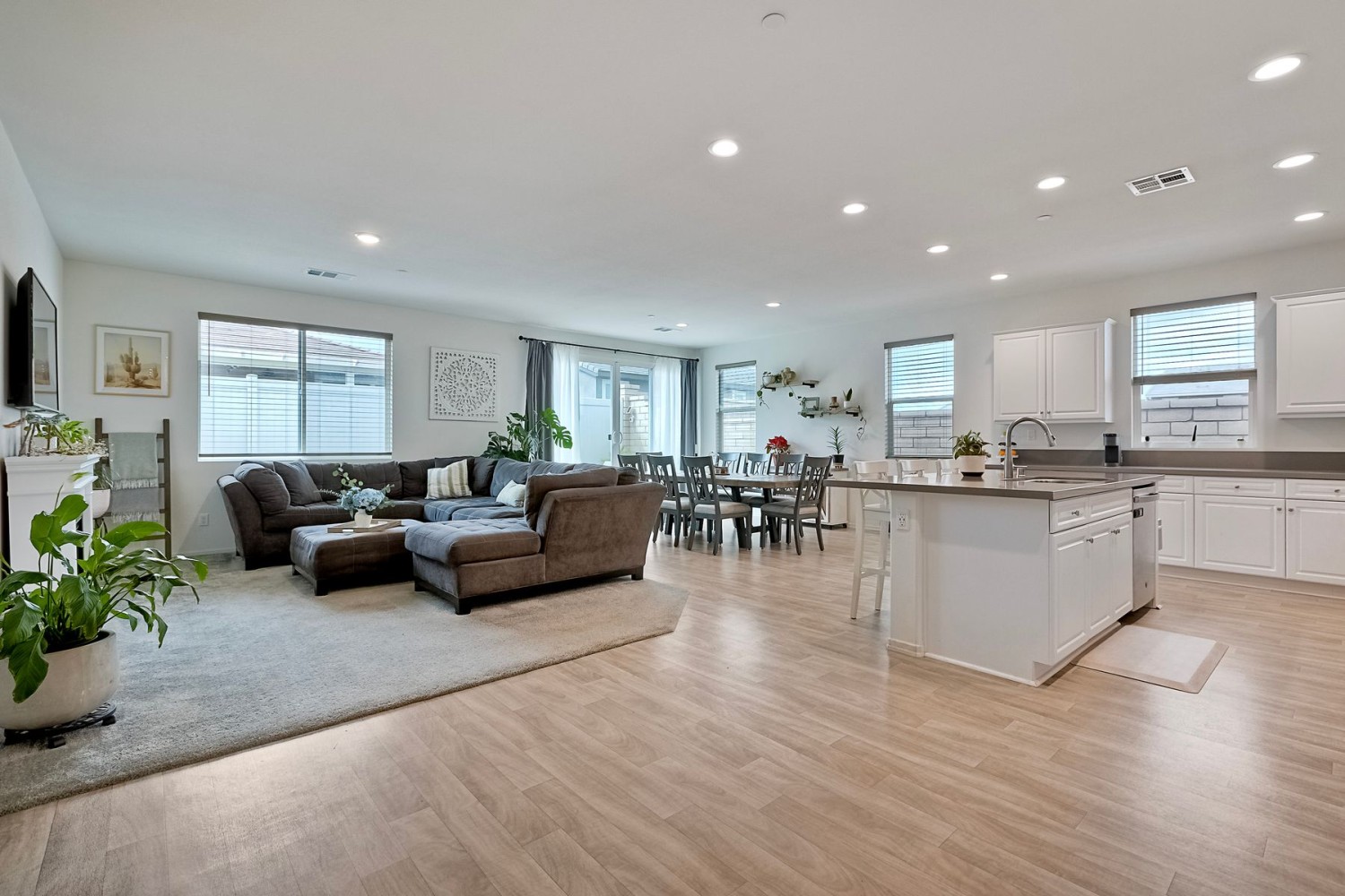 Elfyer - Menifee, CA House - For Sale