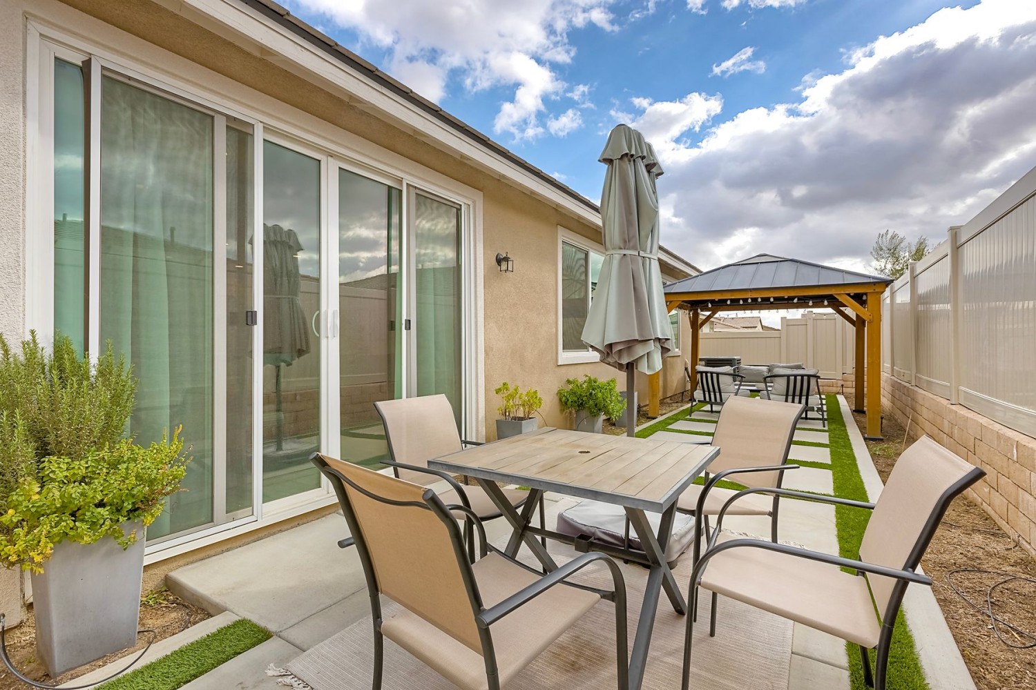 Elfyer - Menifee, CA House - For Sale