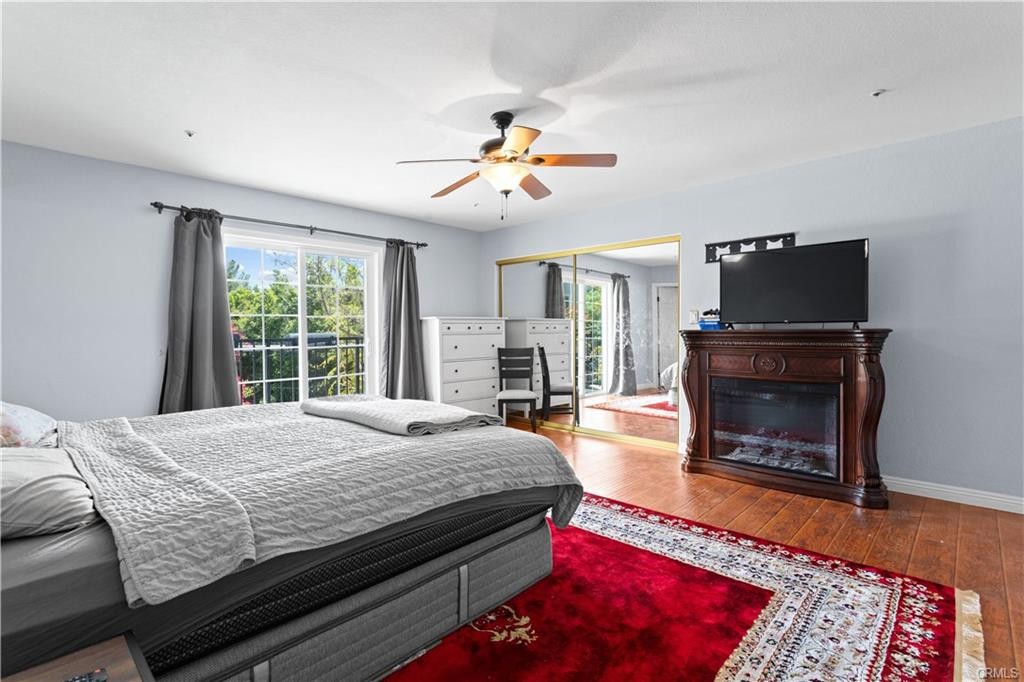 Elfyer - Chatsworth, CA House - For Sale