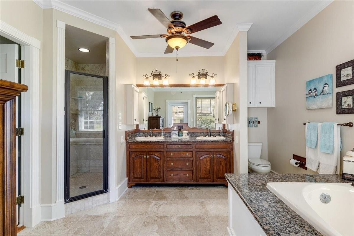 Elfyer - Lake Jackson, TX House - For Sale