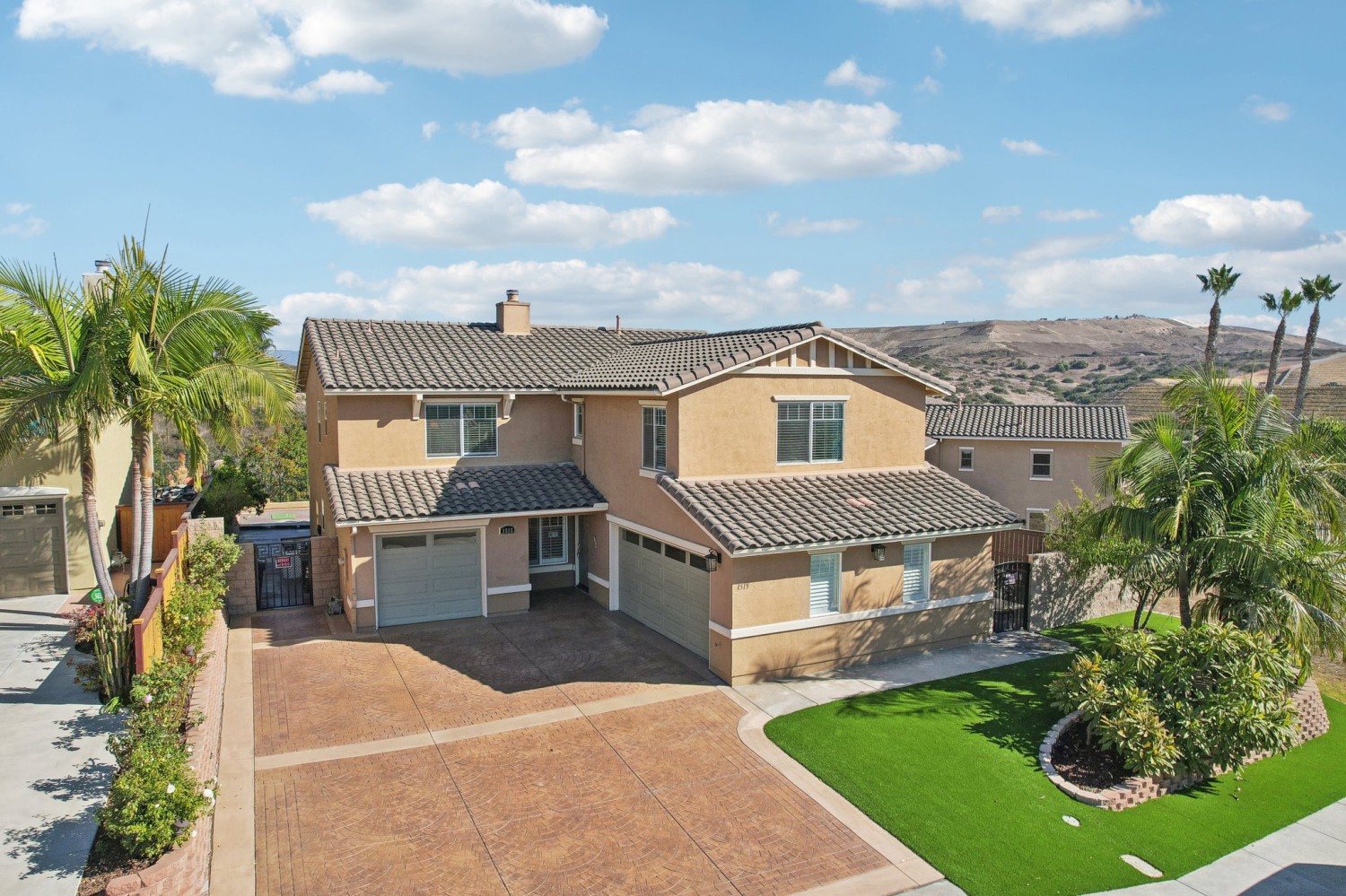 Elfyer - Chula Vista, CA House - For Sale