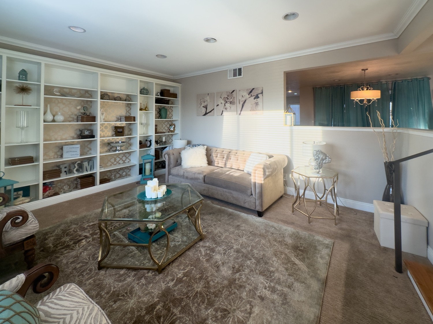 Elfyer - Carson, CA House - For Sale