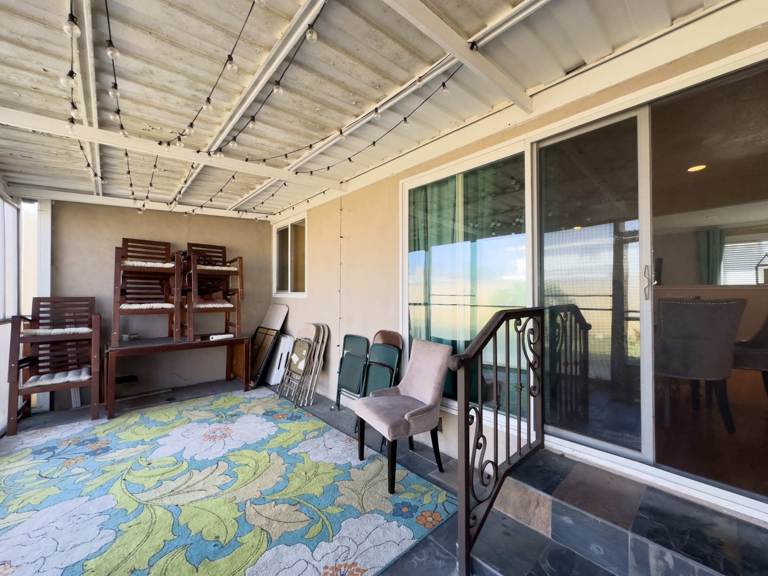 Elfyer - Carson, CA House - For Sale