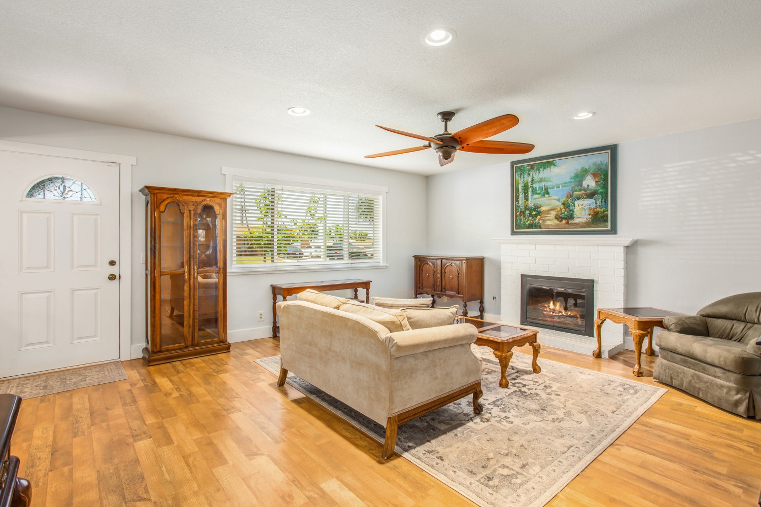 Elfyer - Rancho Cucamonga, CA House - For Sale