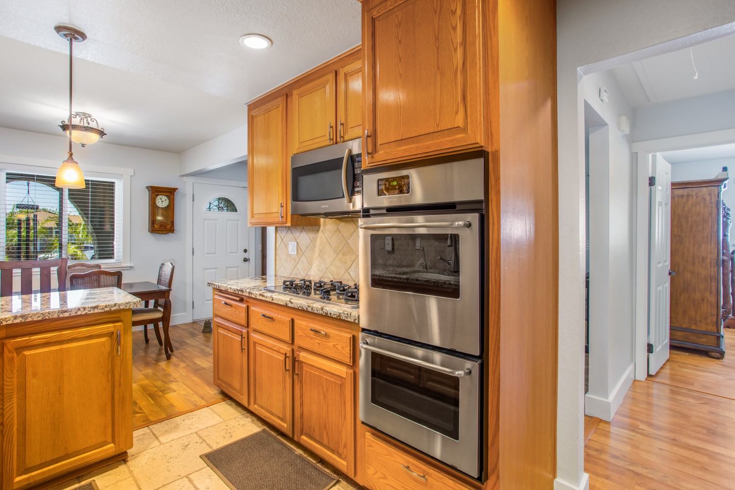 Elfyer - Rancho Cucamonga, CA House - For Sale