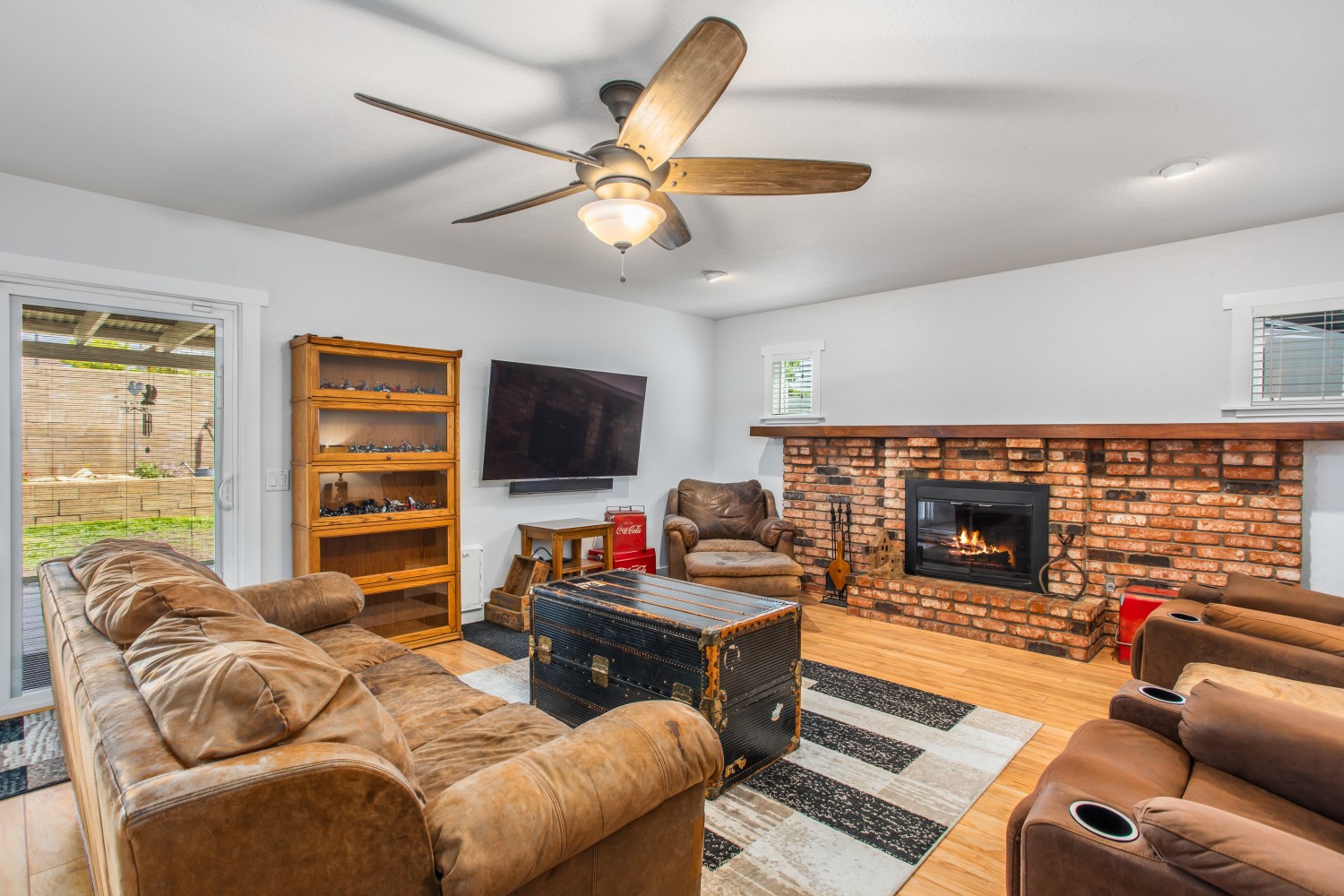 Elfyer - Rancho Cucamonga, CA House - For Sale