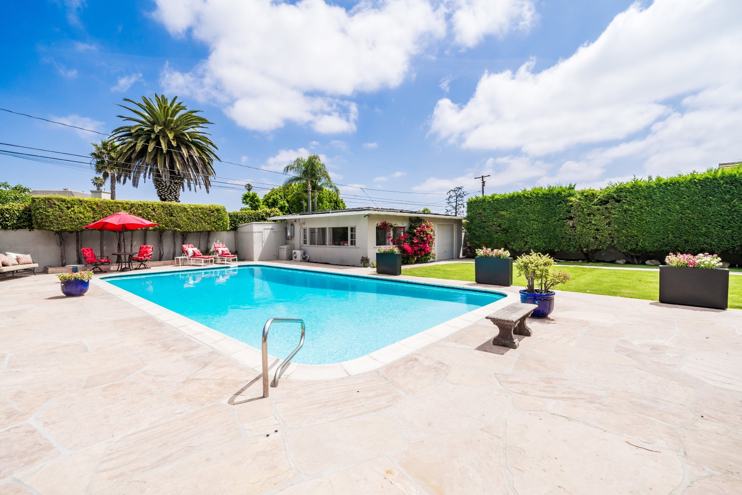 Elfyer - Long Beach, CA House - For Sale