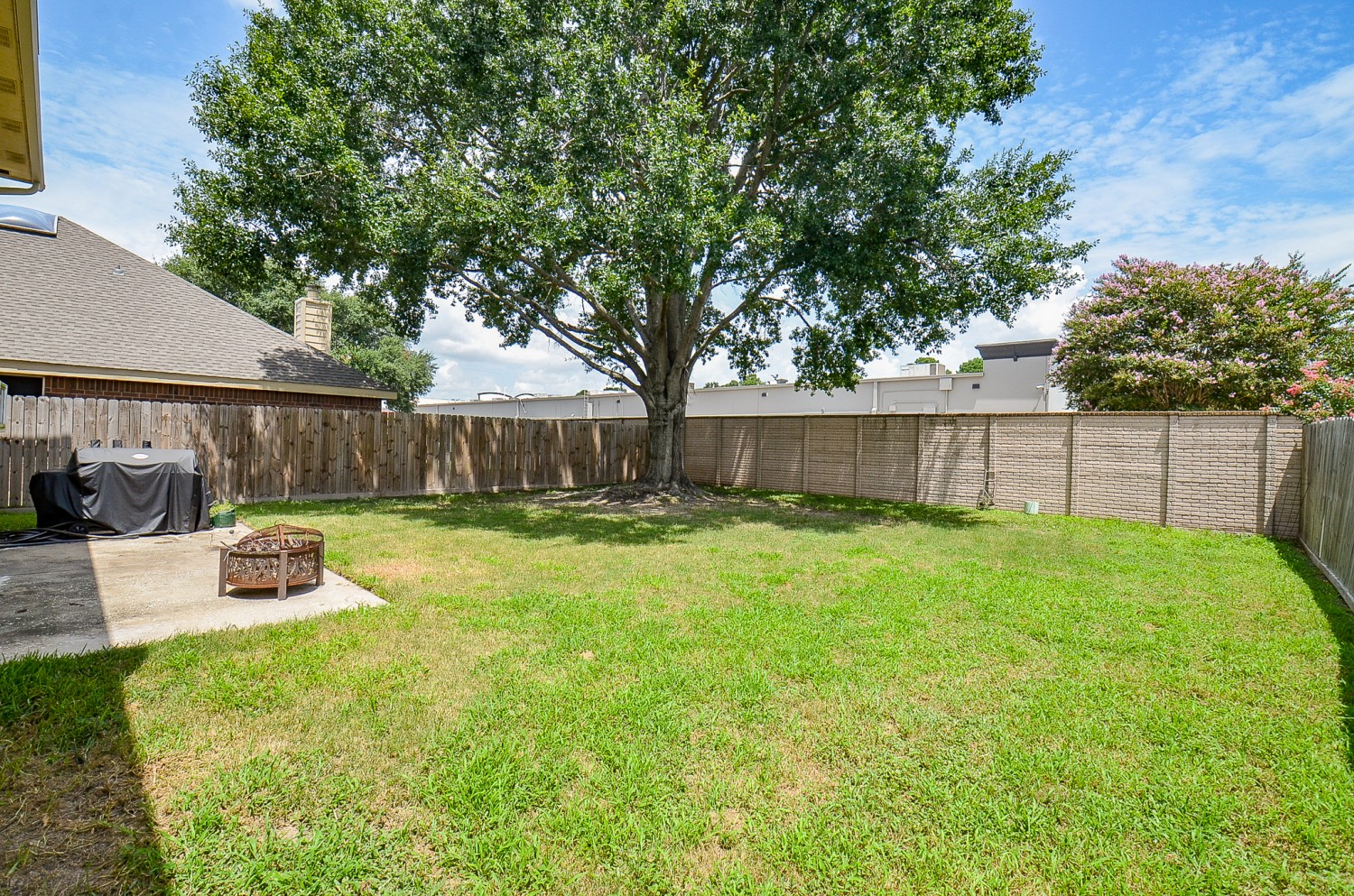 Elfyer - Houston, TX House - For Sale