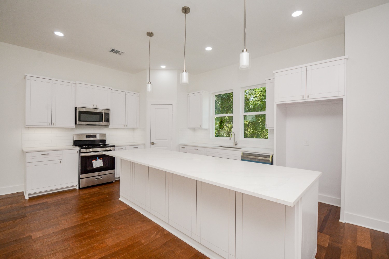 Elfyer - Houston, TX House - For Sale