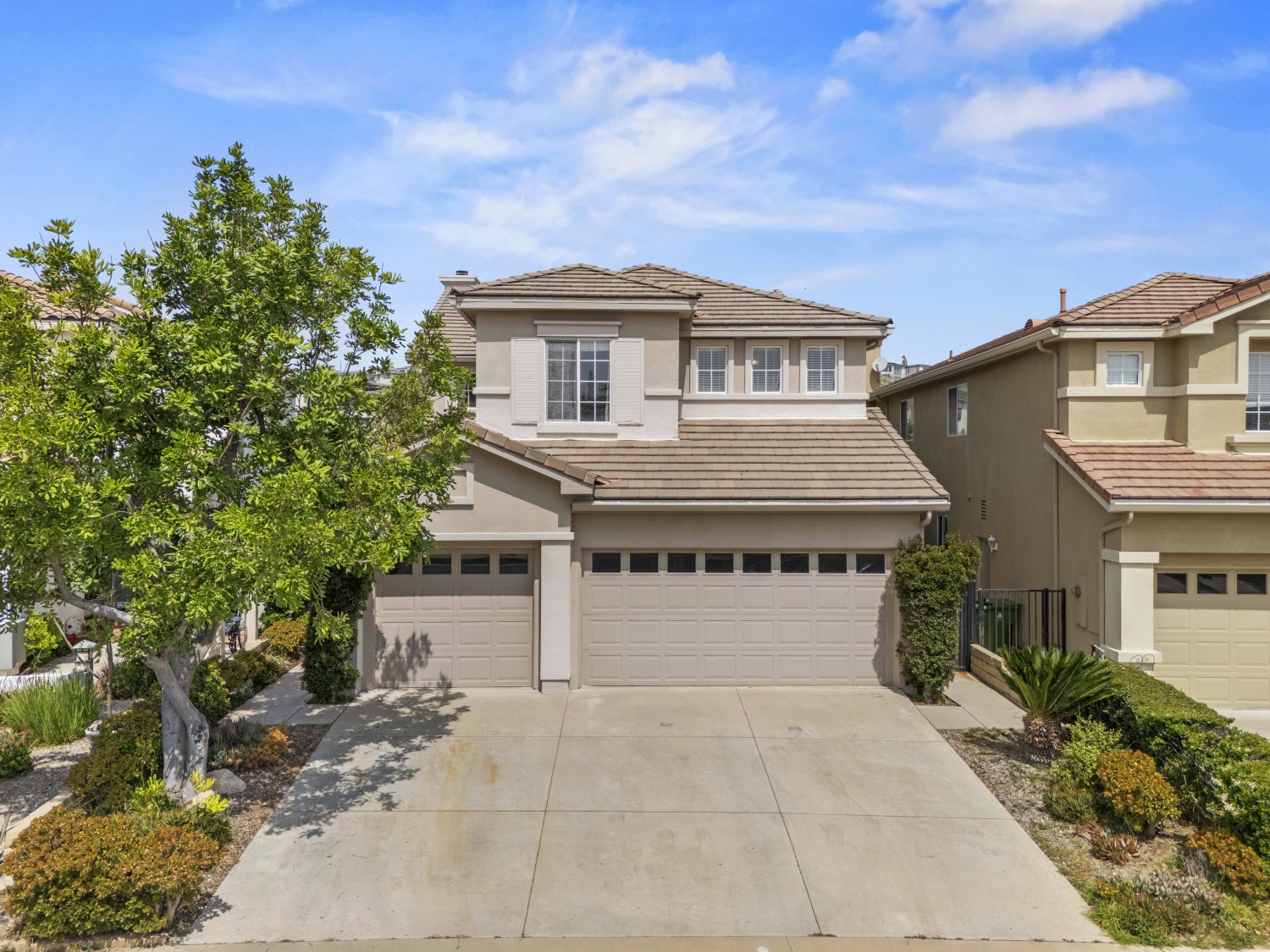 Elfyer - Porter Ranch, CA House - For Sale