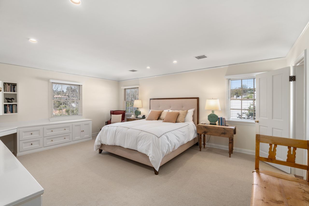 Elfyer - Los Angeles, CA House - For Sale