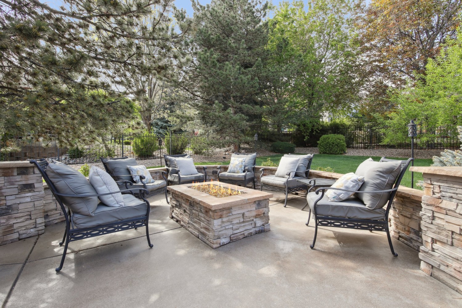 Elfyer - Arvada, CO House - For Sale