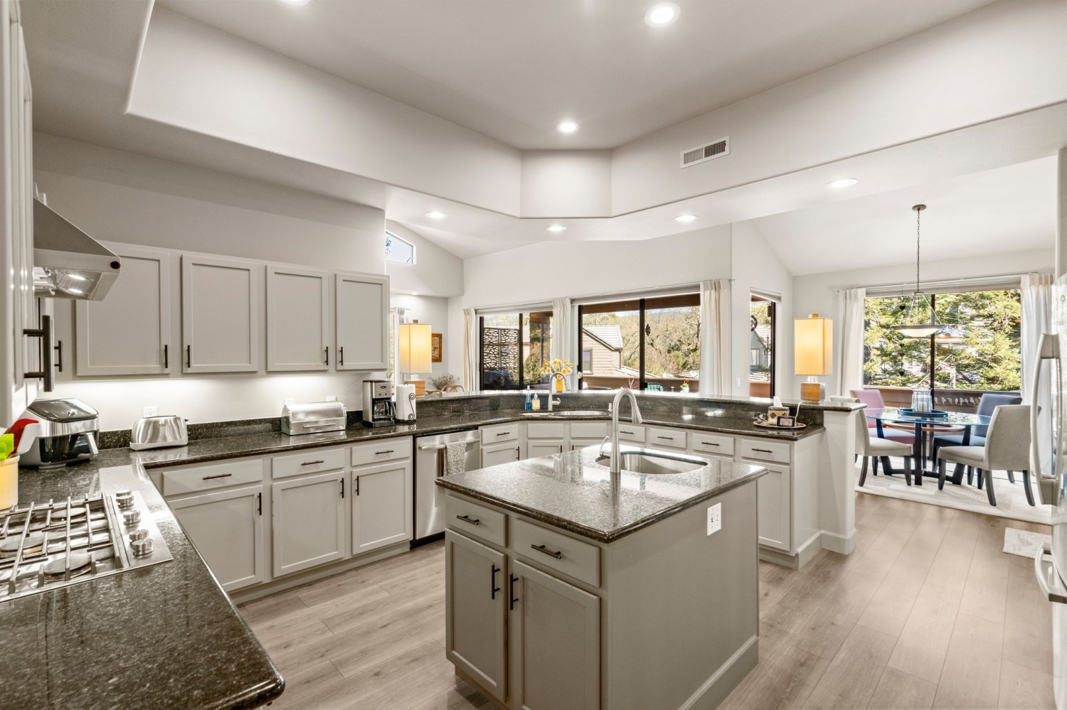 Elfyer - Santa Rosa, CA House - For Sale