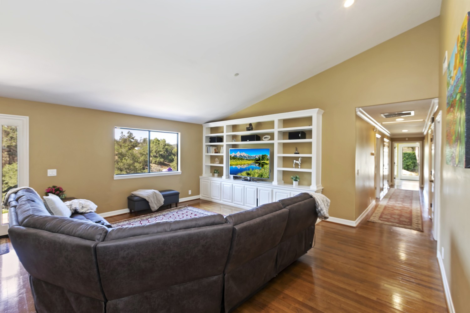 Elfyer - Fallbrook, CA House - For Sale