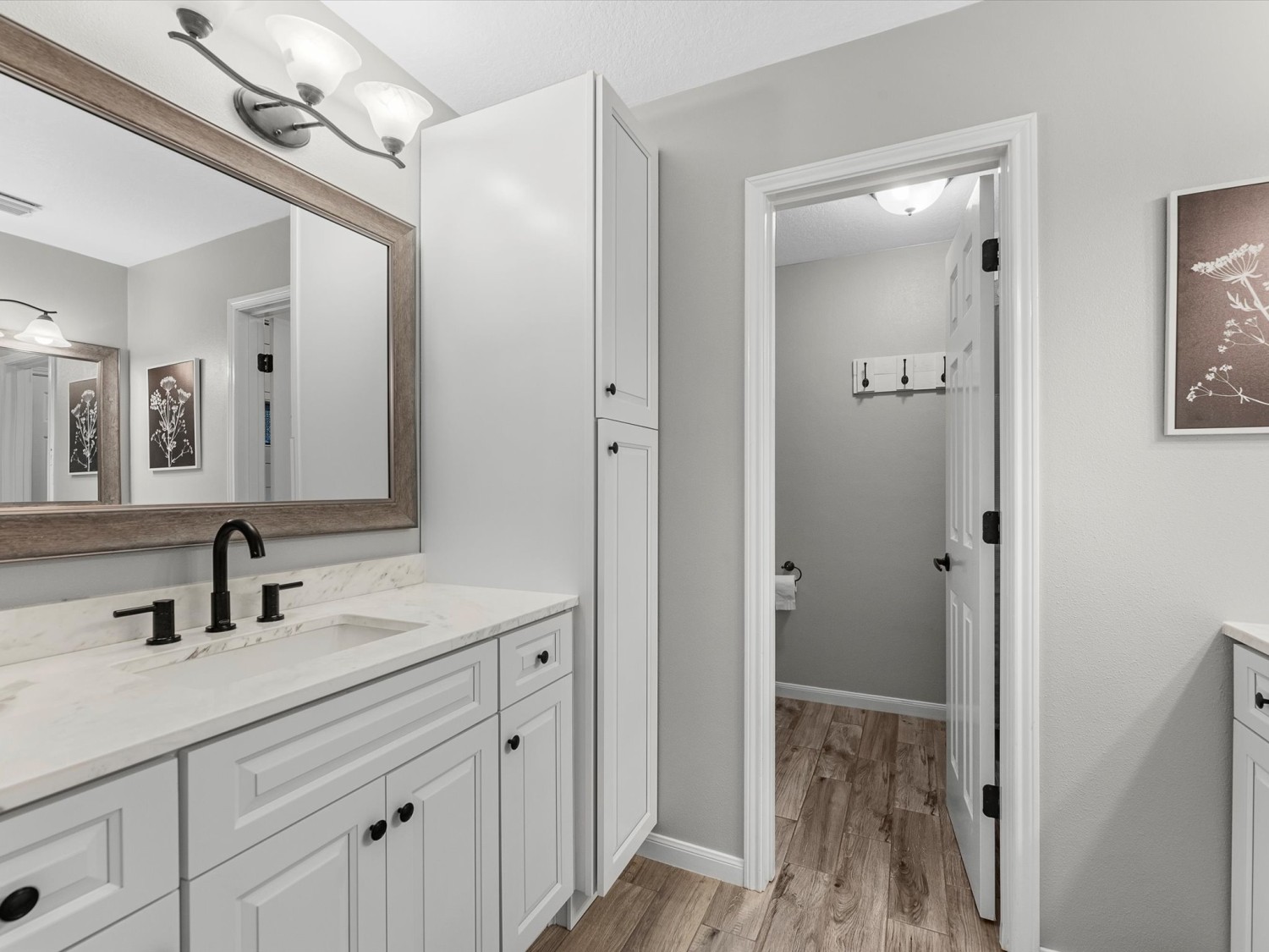 Elfyer - Tomball, TX House - For Sale