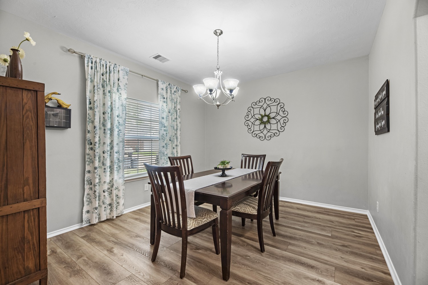 Elfyer - Cypress, TX House - For Sale