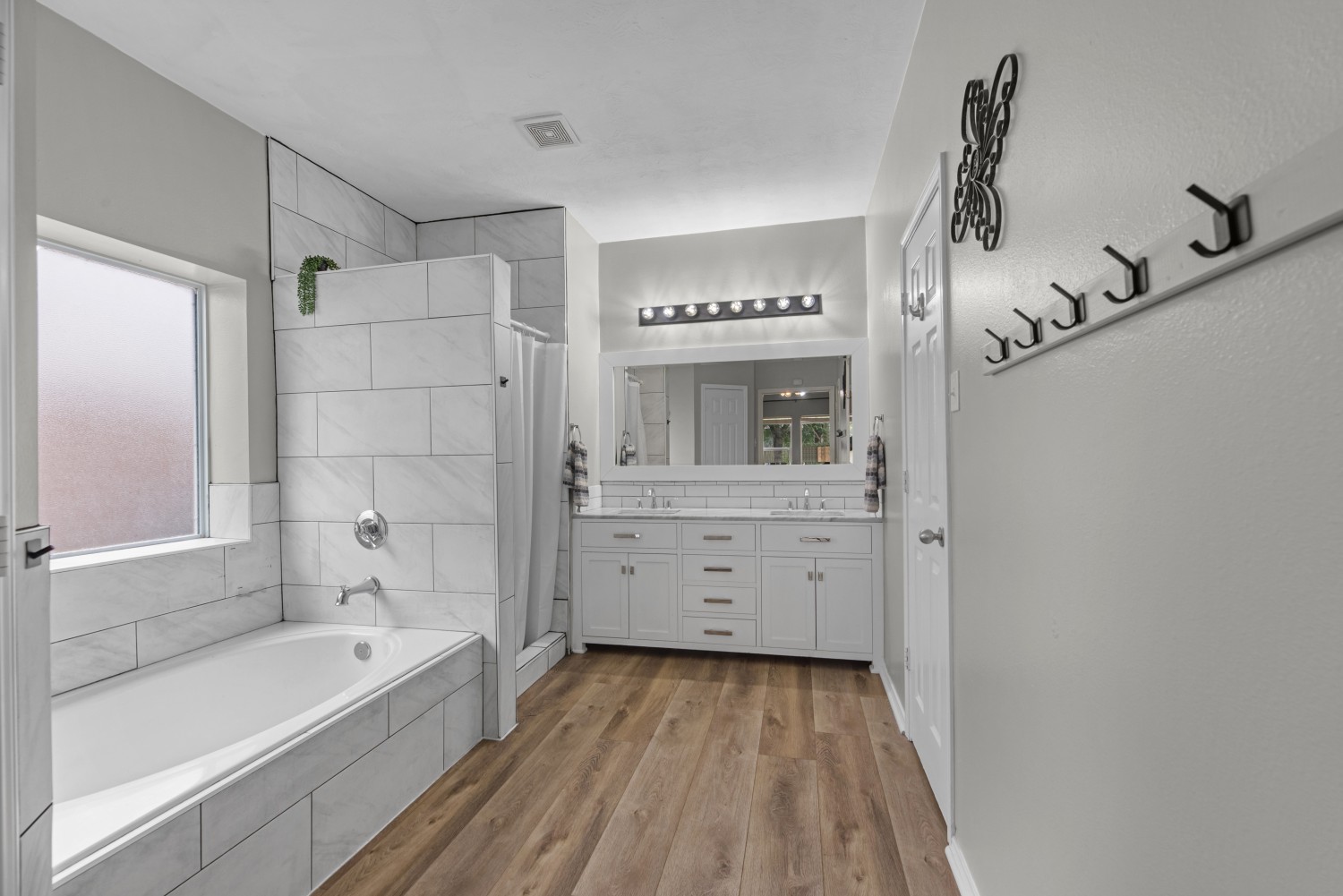 Elfyer - Cypress, TX House - For Sale