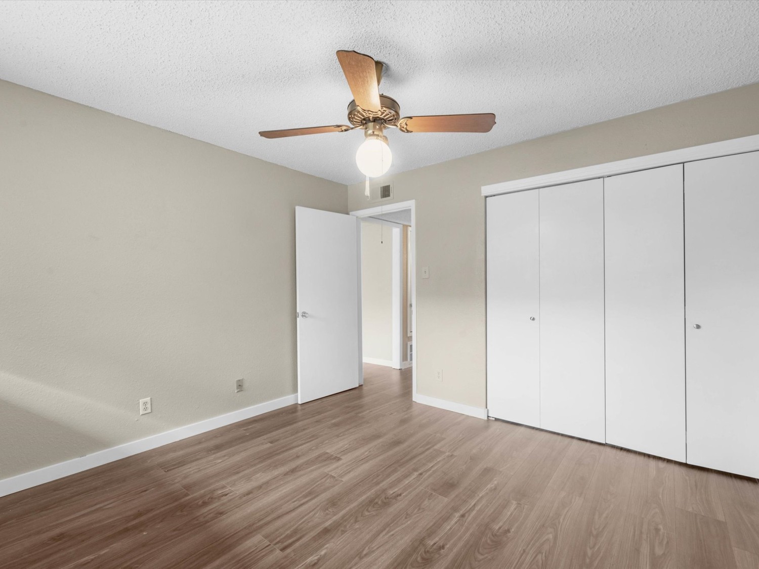 Elfyer - Houston, TX House - For Sale