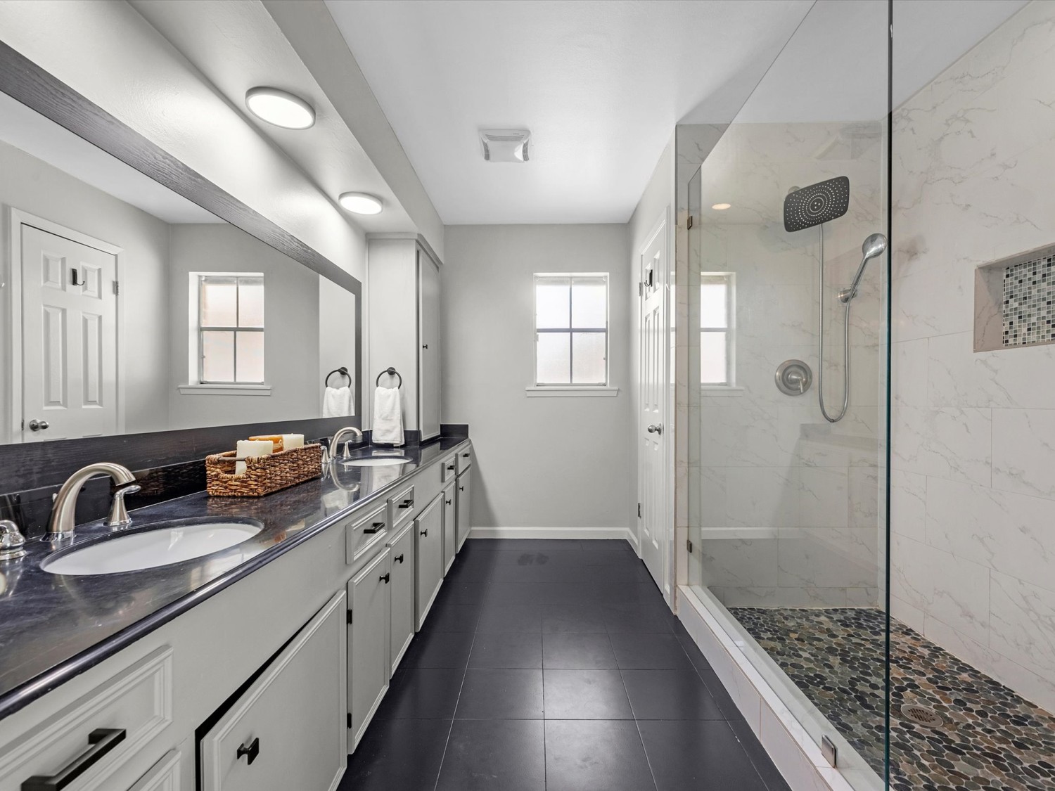 Elfyer - Houston, TX House - For Sale