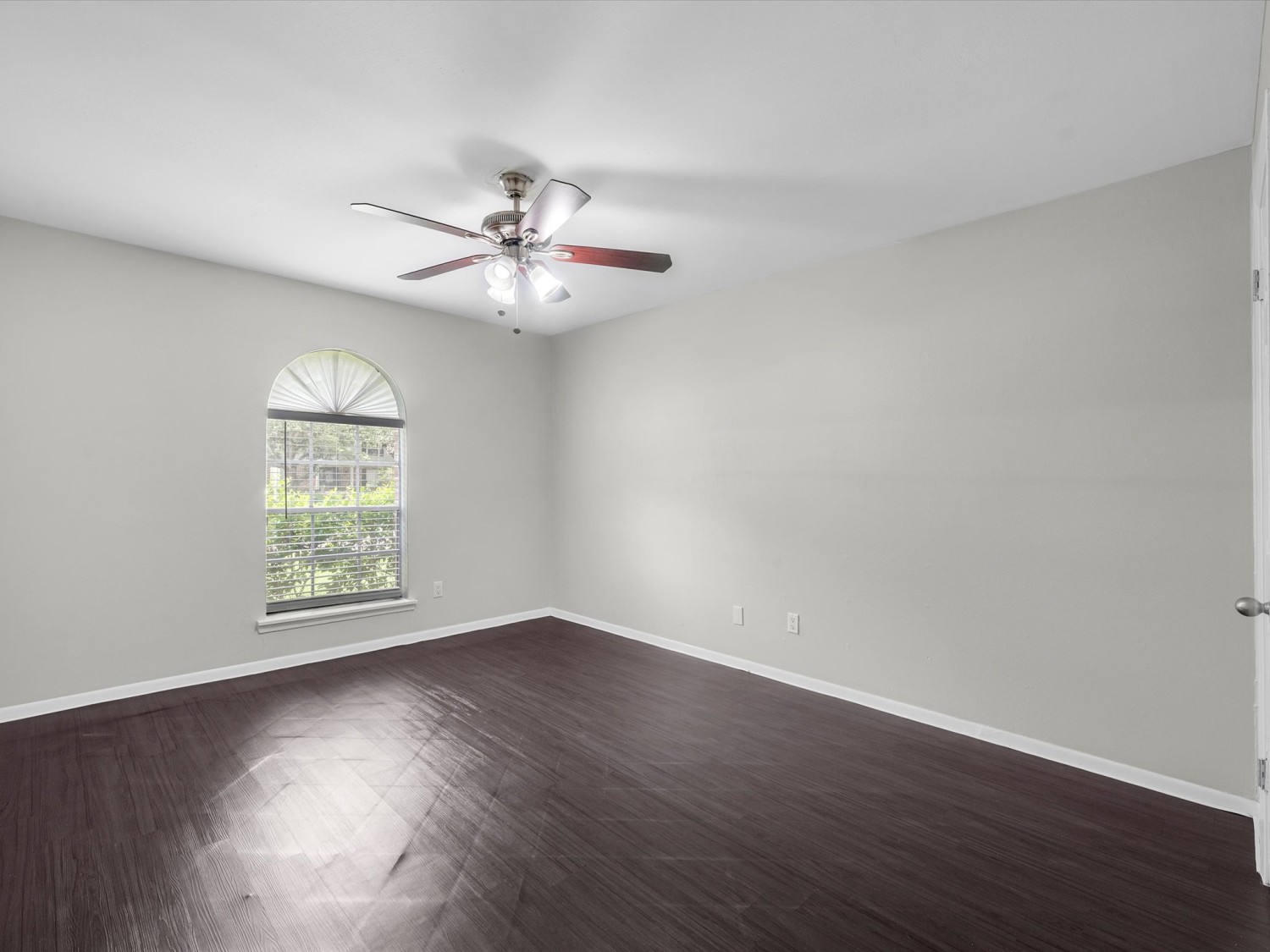 Elfyer - Houston, TX House - For Sale