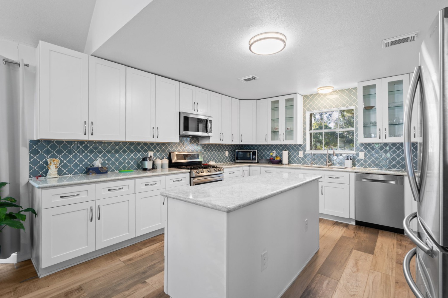 Elfyer - Houston, TX House - For Sale