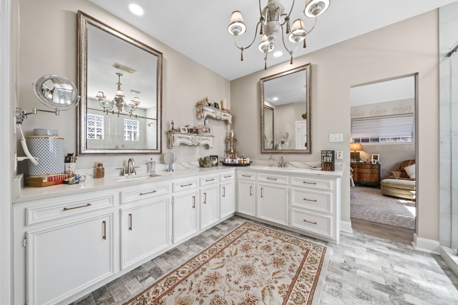 Elfyer - Houston, TX House - For Sale