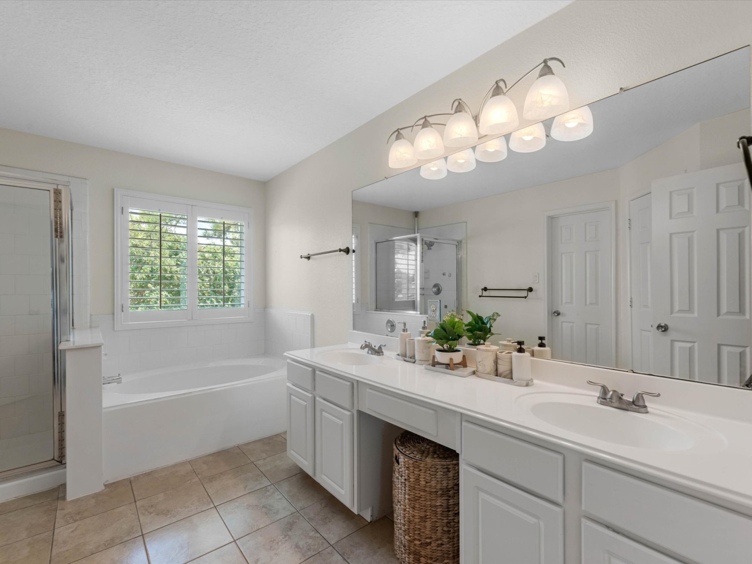 Elfyer - Houston, TX House - For Sale