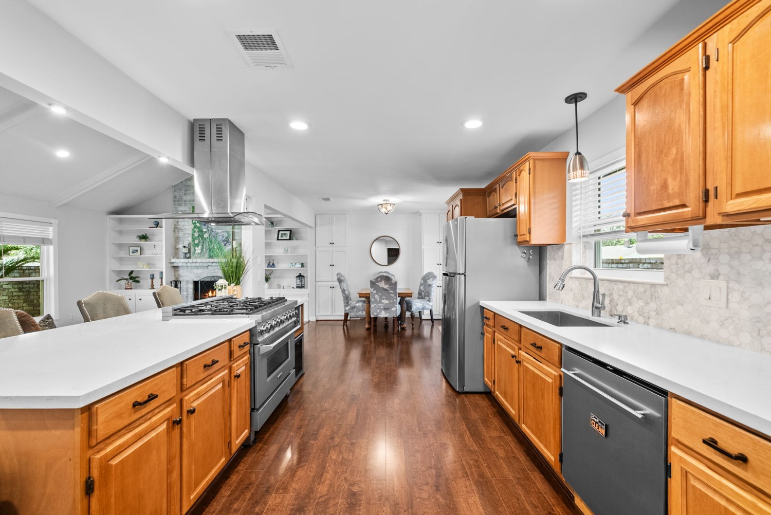 Elfyer - Houston, TX House - For Sale
