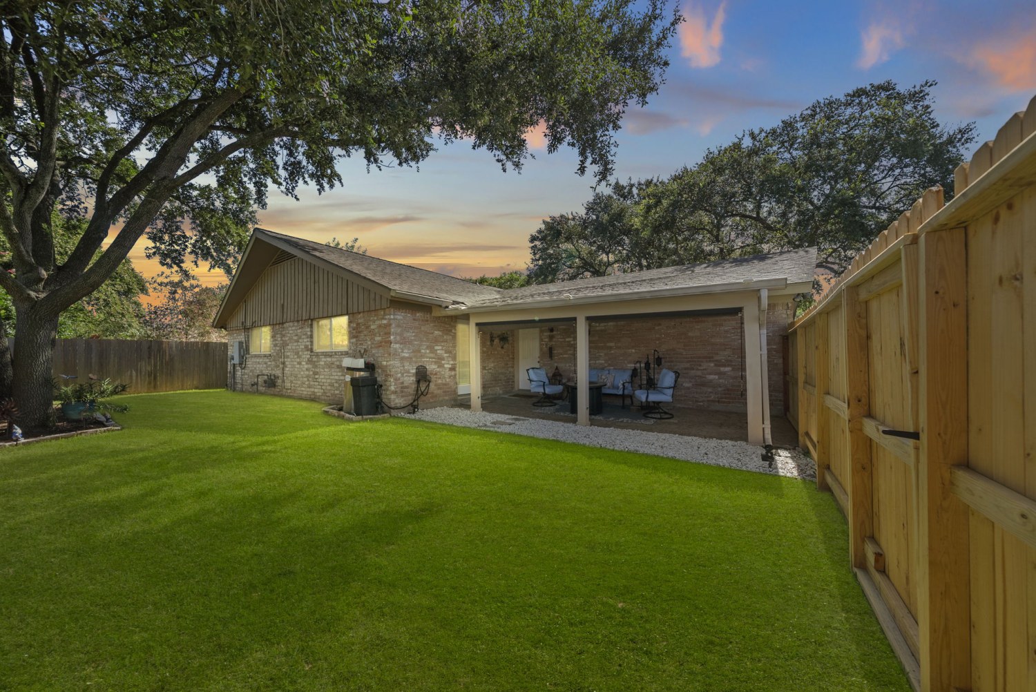 Elfyer - Houston, TX House - For Sale