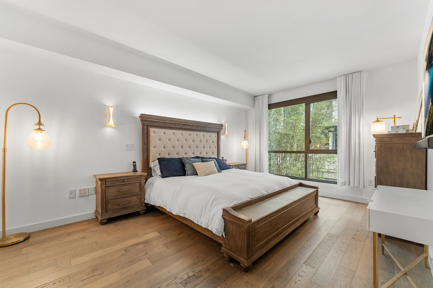 Elfyer - Santa Monica, CA House - For Sale