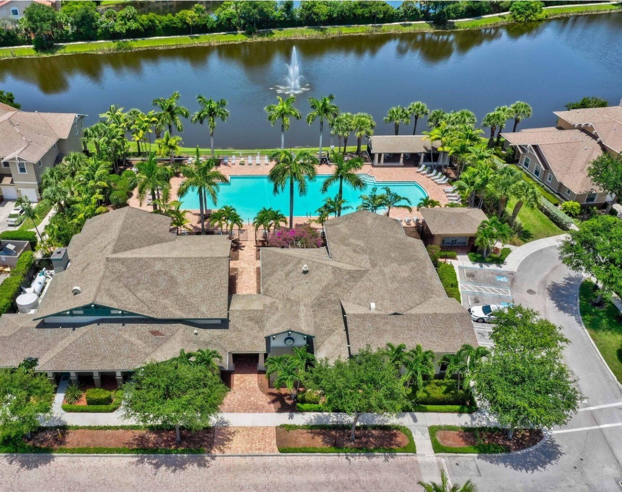 Elfyer - West Palm Beach, FL House - For Sale