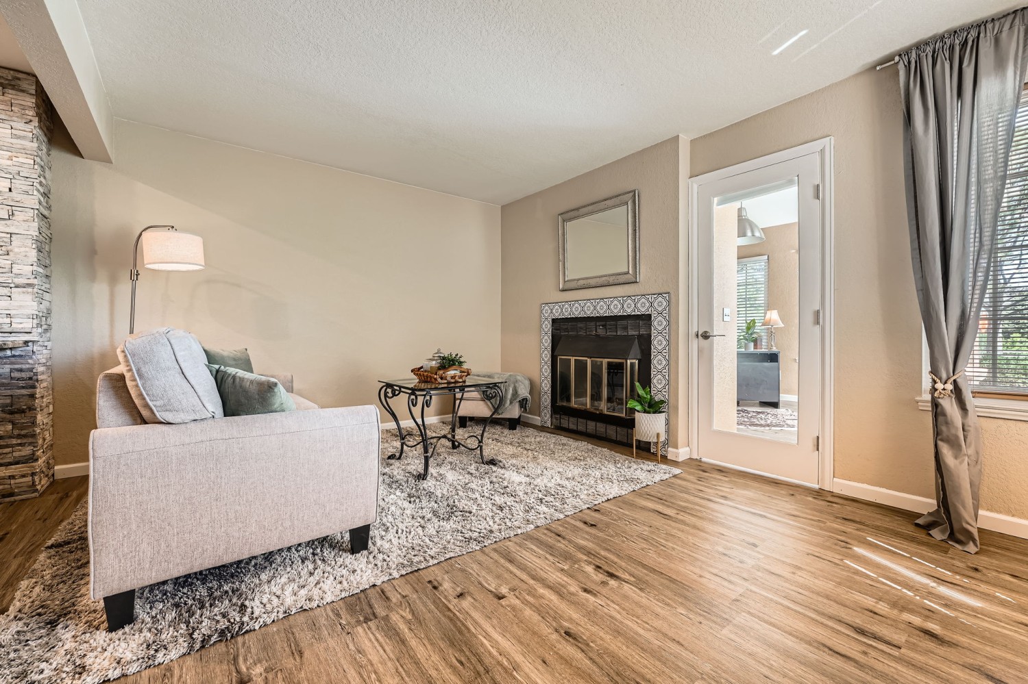 Elfyer - Aurora, CO House - For Sale