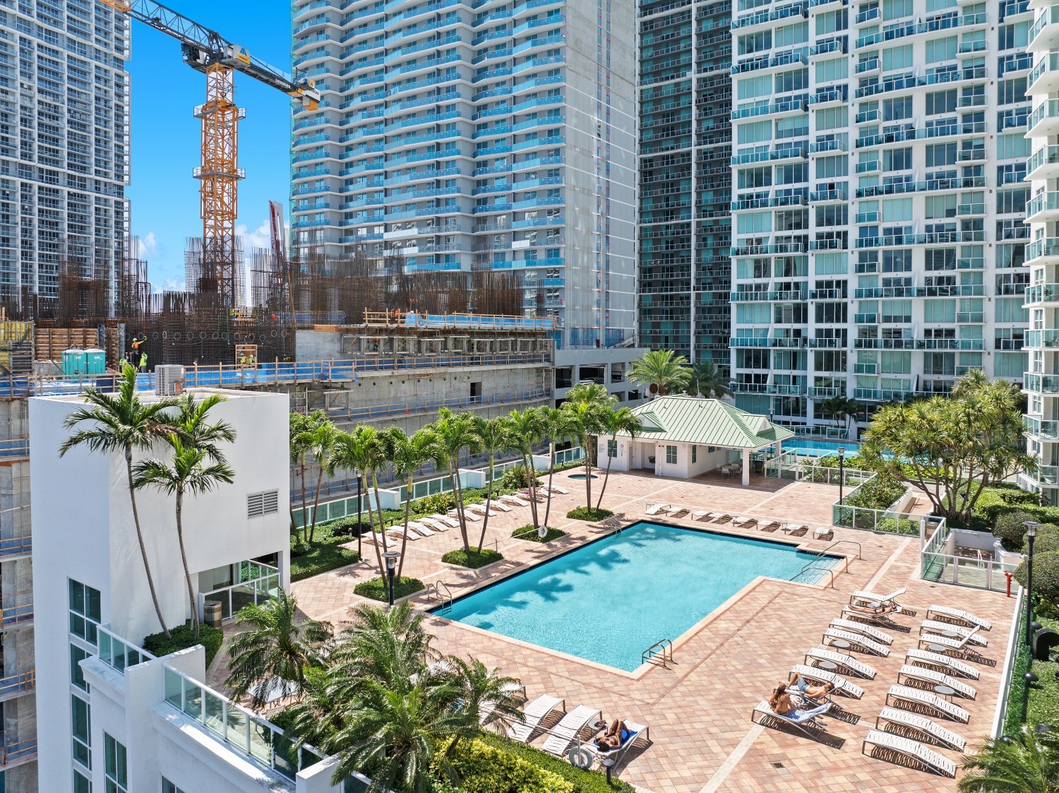 Elfyer - Miami, FL House - For Sale