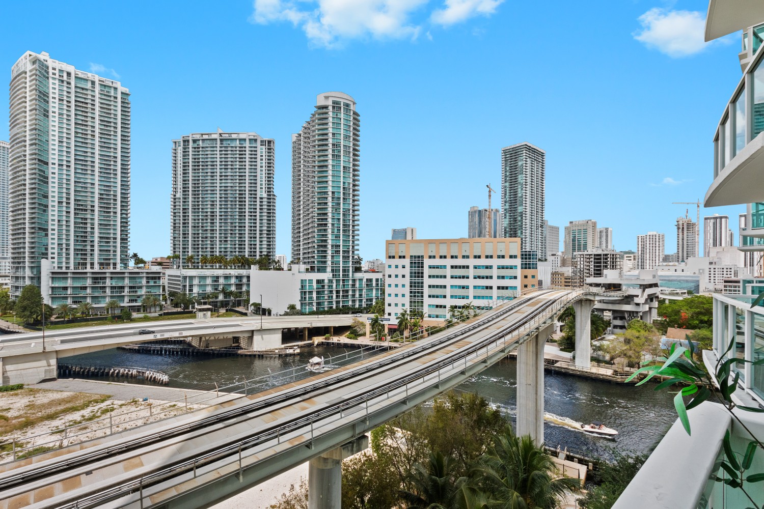 Elfyer - Miami, FL House - For Sale