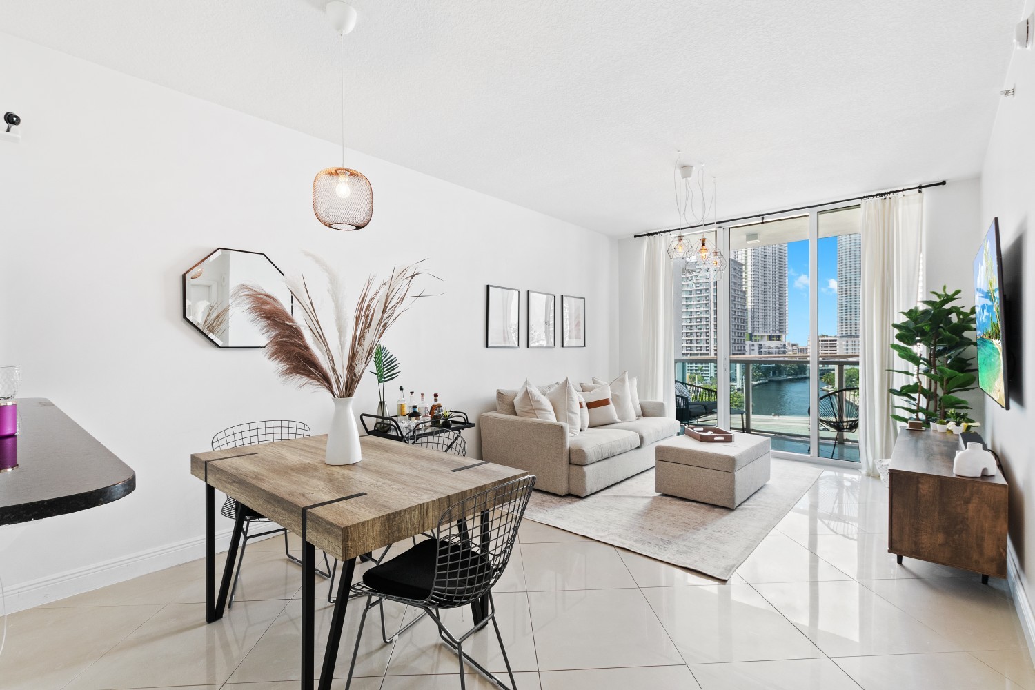Elfyer - Miami, FL House - For Sale