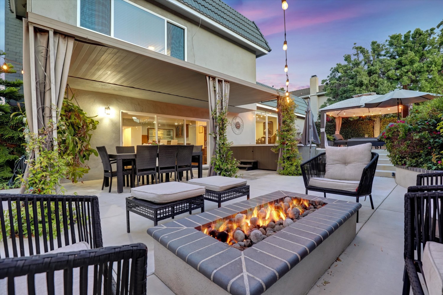 Elfyer - Long Beach, CA House - For Sale