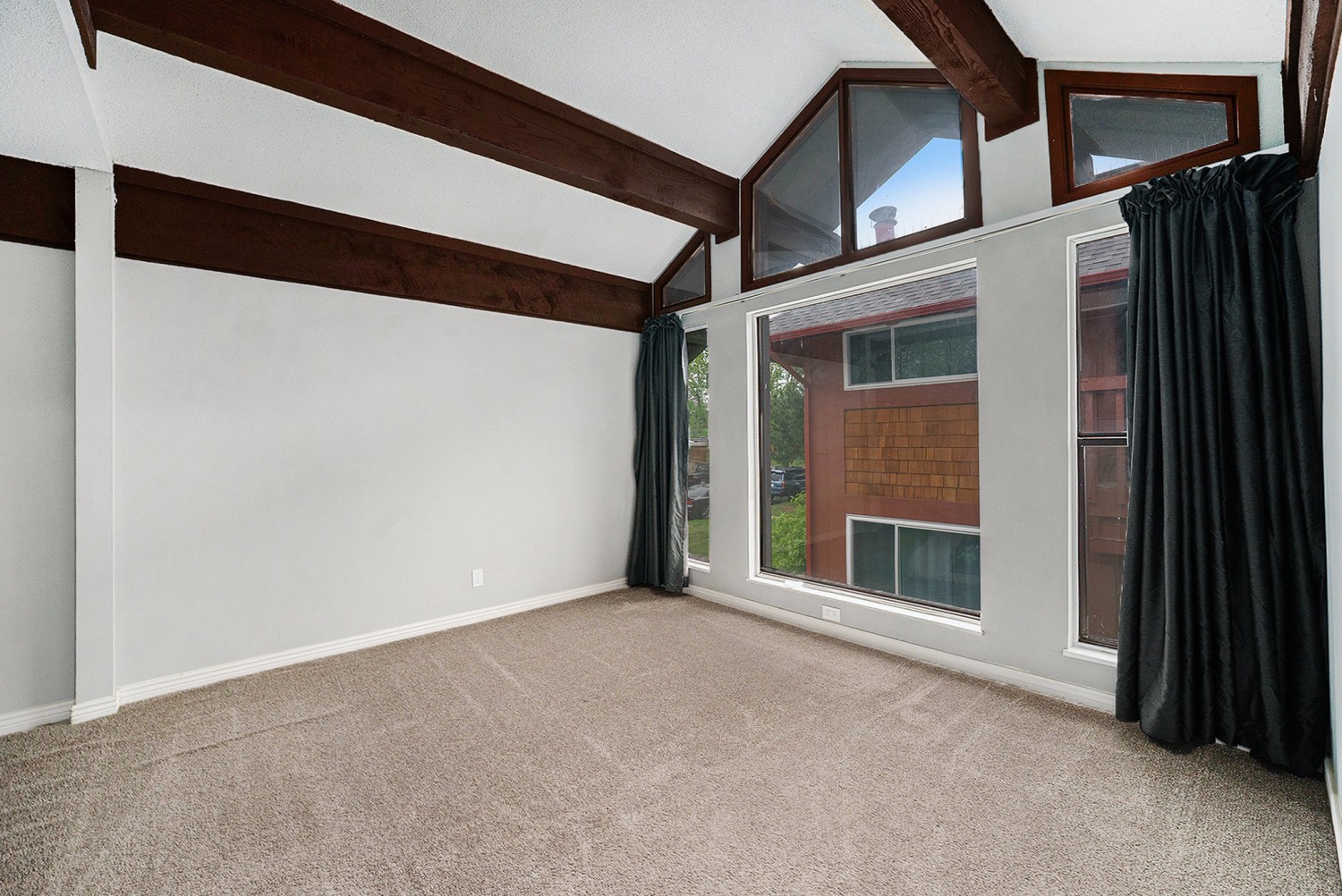 Elfyer - Aurora, CO House - For Sale