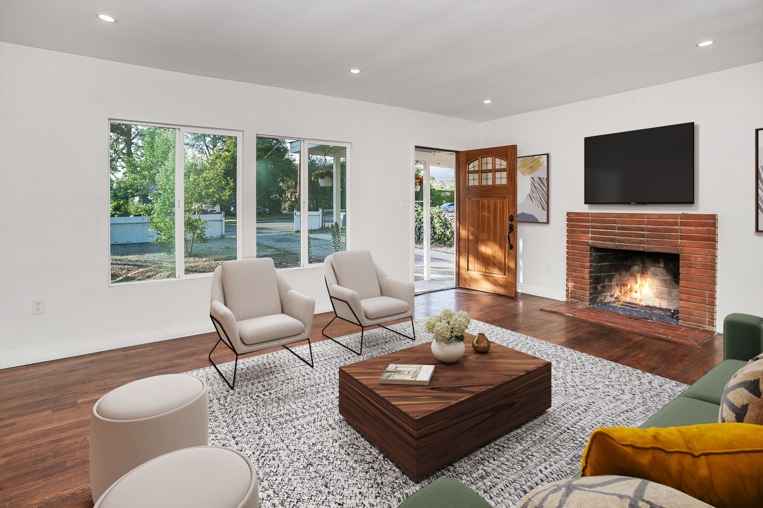 Elfyer - Sylmar, CA House - For Sale