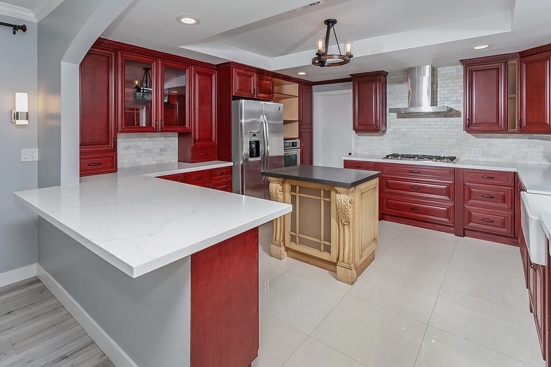 Elfyer - West Hills, CA House - For Sale